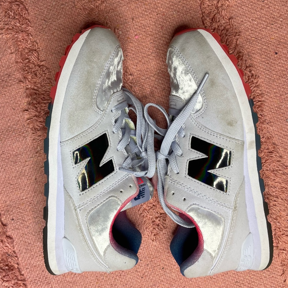 New balance pink & pink sneakers